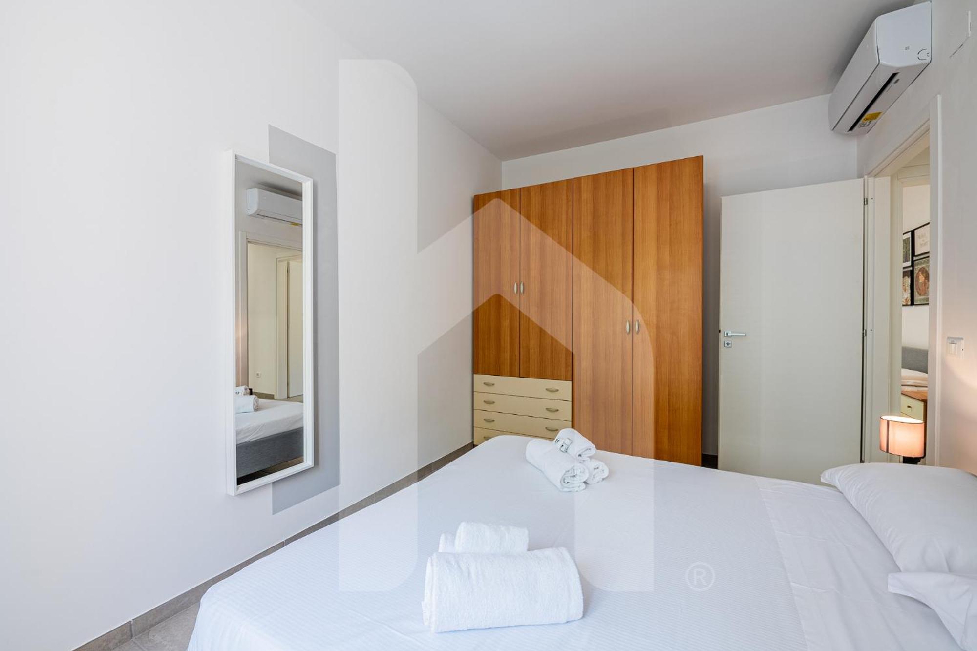 Leilighet Homiday - New House - Aeroporto - Free Parking *